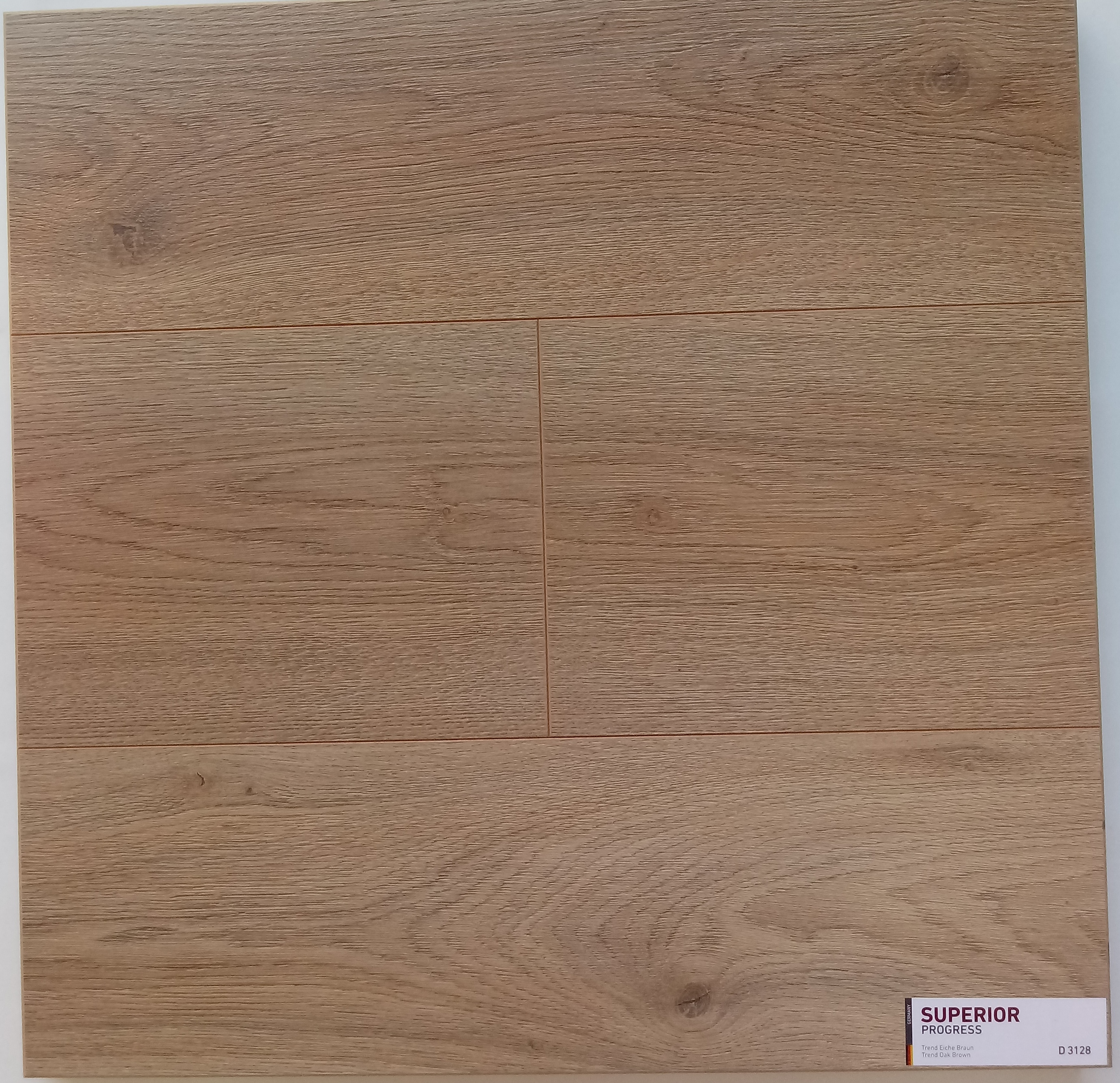 Kronotex laminat Supreme Amazon SU3128, hrast smeđi, kl. 32, 138x19,3 cm, 10 mm (150,44kn/1m2)