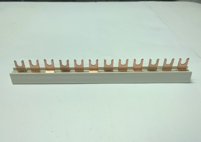 Sabirnica bakrena za trofaznu struju (češalj) CU 3P 1m